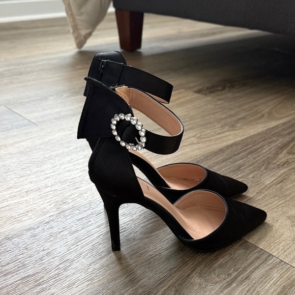 Vici Chic Black Heels with Rhinestone Embellishment - Picture 3 of 8